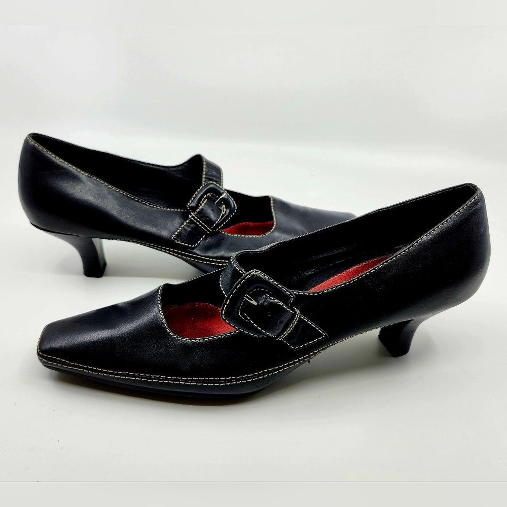 AEROSOLES Black Leather Mary Jane Buckle Heels Size 8 Topstitcing - Picture 5 of 9